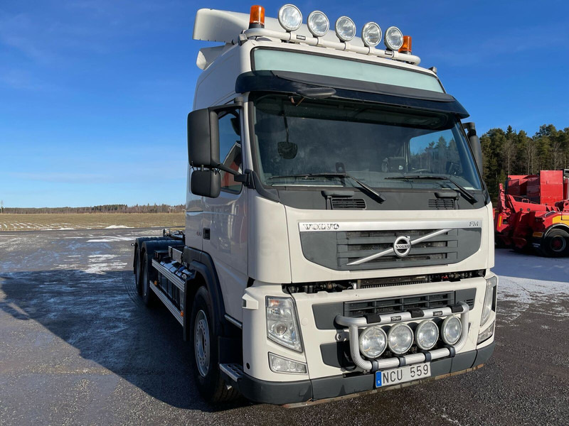 Volvo FM460 Globe 6x4 - شاحنة ذات الخطاف: صور 2 Volvo FM460 Globe 6x4 - شاحنة ذات الخطاف: صور 2