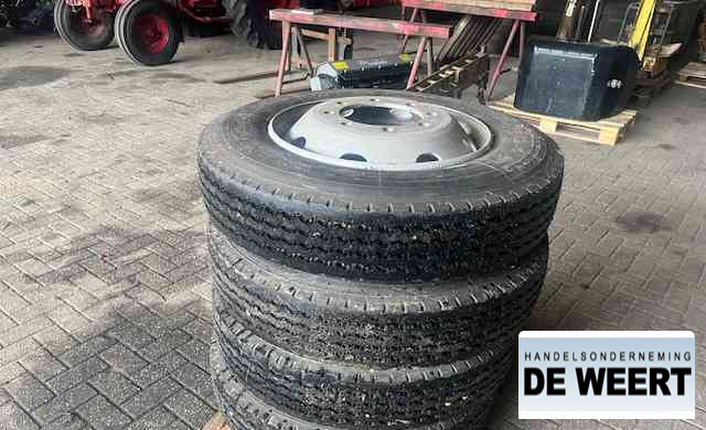 Michelin 9R22.5 , 9 R 22.5 - الإطارات والجنوط - الآلات والماكينات الزراعية: صور 3 Michelin 9R22.5 , 9 R 22.5 - الإطارات والجنوط - الآلات والماكينات الزراعية: صور 3