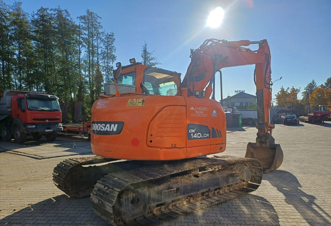 Doosan DX140LCR-3 - حفارات زحافة: صور 5 Doosan DX140LCR-3 - حفارات زحافة: صور 5