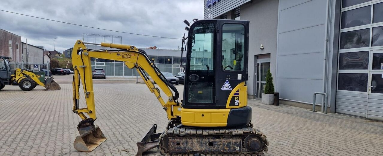 Komatsu PC26MR-3 - حفارة مصغرة: صور 2 Komatsu PC26MR-3 - حفارة مصغرة: صور 2