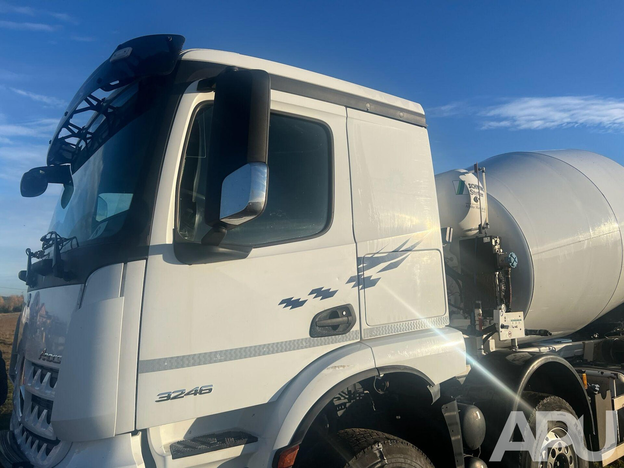 شاحنة خلاطة خرسانة Mercedes Arcos 3246: صور 11 شاحنة خلاطة خرسانة Mercedes Arcos 3246: صور 11