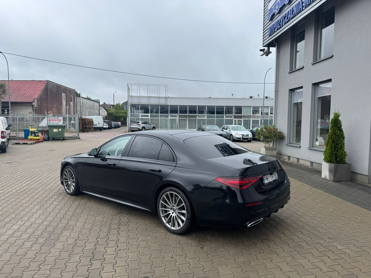 Mercedes-Benz S400 4 Matic LONG - سيارة: صور 3 Mercedes-Benz S400 4 Matic LONG - سيارة: صور 3