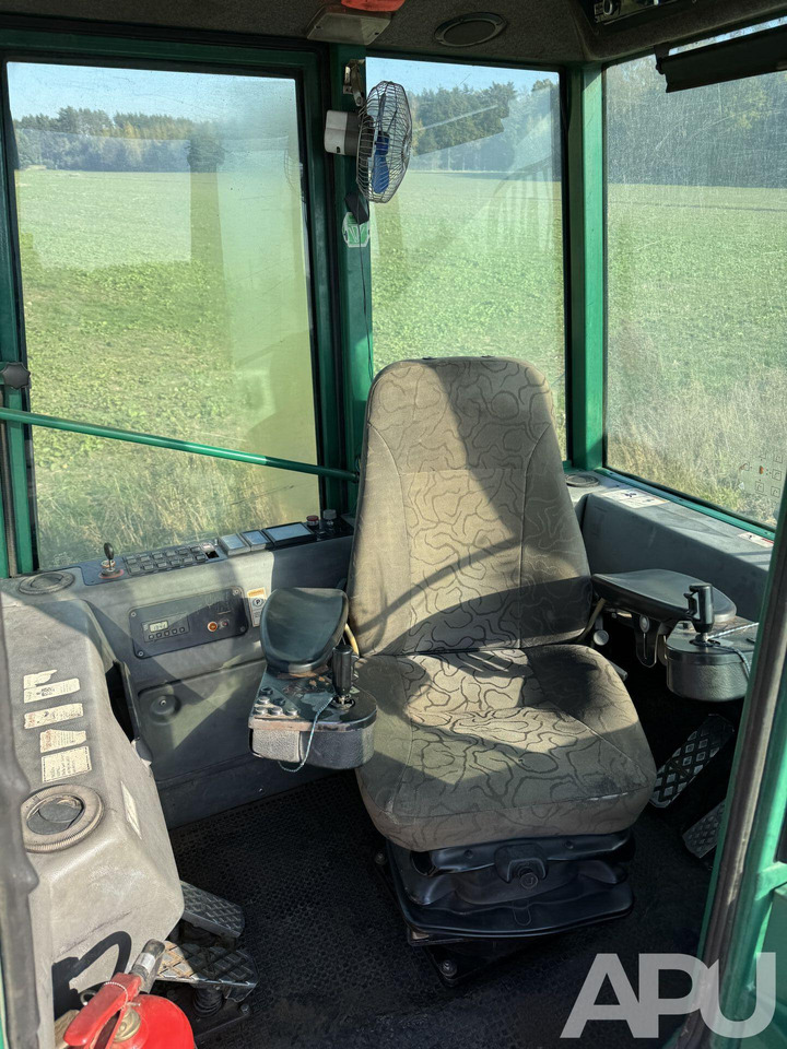 Timberjack do przewozu drewna - شاحنات نقل الأخشاب في الغابات: صور 3 Timberjack do przewozu drewna - شاحنات نقل الأخشاب في الغابات: صور 3