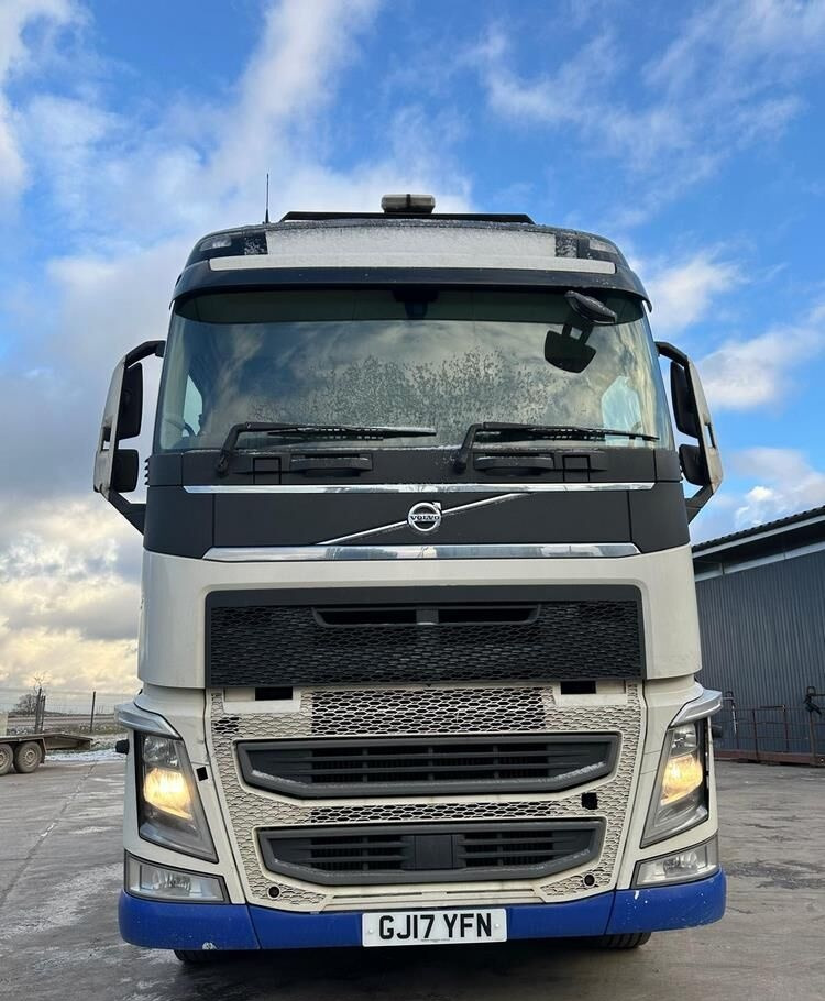 Volvo FH 500 - شاحنة جرار: صور 2 Volvo FH 500 - شاحنة جرار: صور 2
