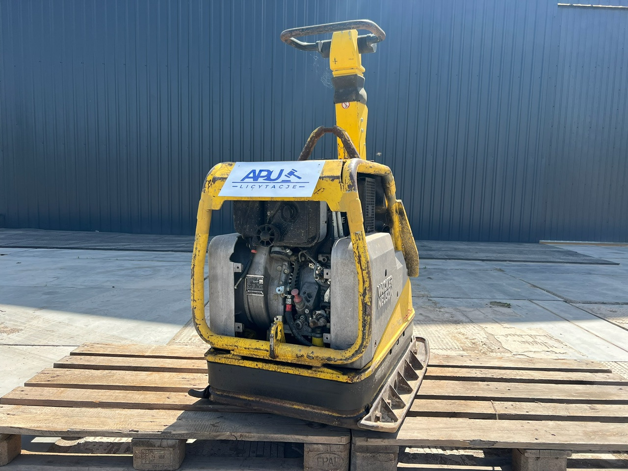 Zagęszczarka WACKER NEUSON - صفائح اهتزازية: صور 1 Zagęszczarka WACKER NEUSON - صفائح اهتزازية: صور 1