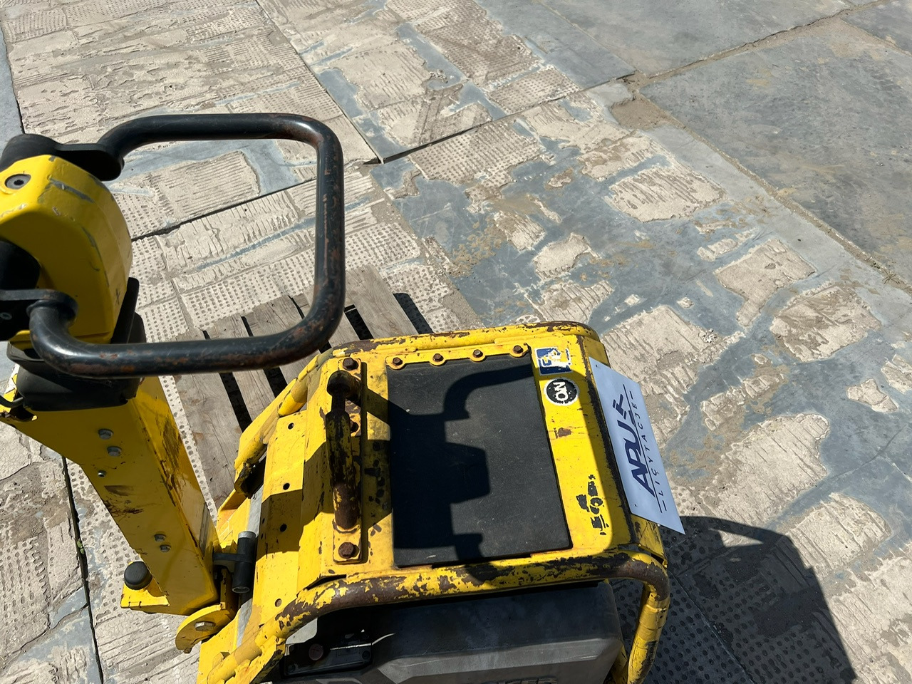Zagęszczarka WACKER NEUSON - صفائح اهتزازية: صور 2 Zagęszczarka WACKER NEUSON - صفائح اهتزازية: صور 2