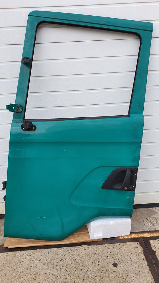 Scania G/R CABINE PORTIER LINKS 1476534U - باب و قطع الغيار - شاحنة: صور 5 Scania G/R CABINE PORTIER LINKS 1476534U - باب و قطع الغيار - شاحنة: صور 5