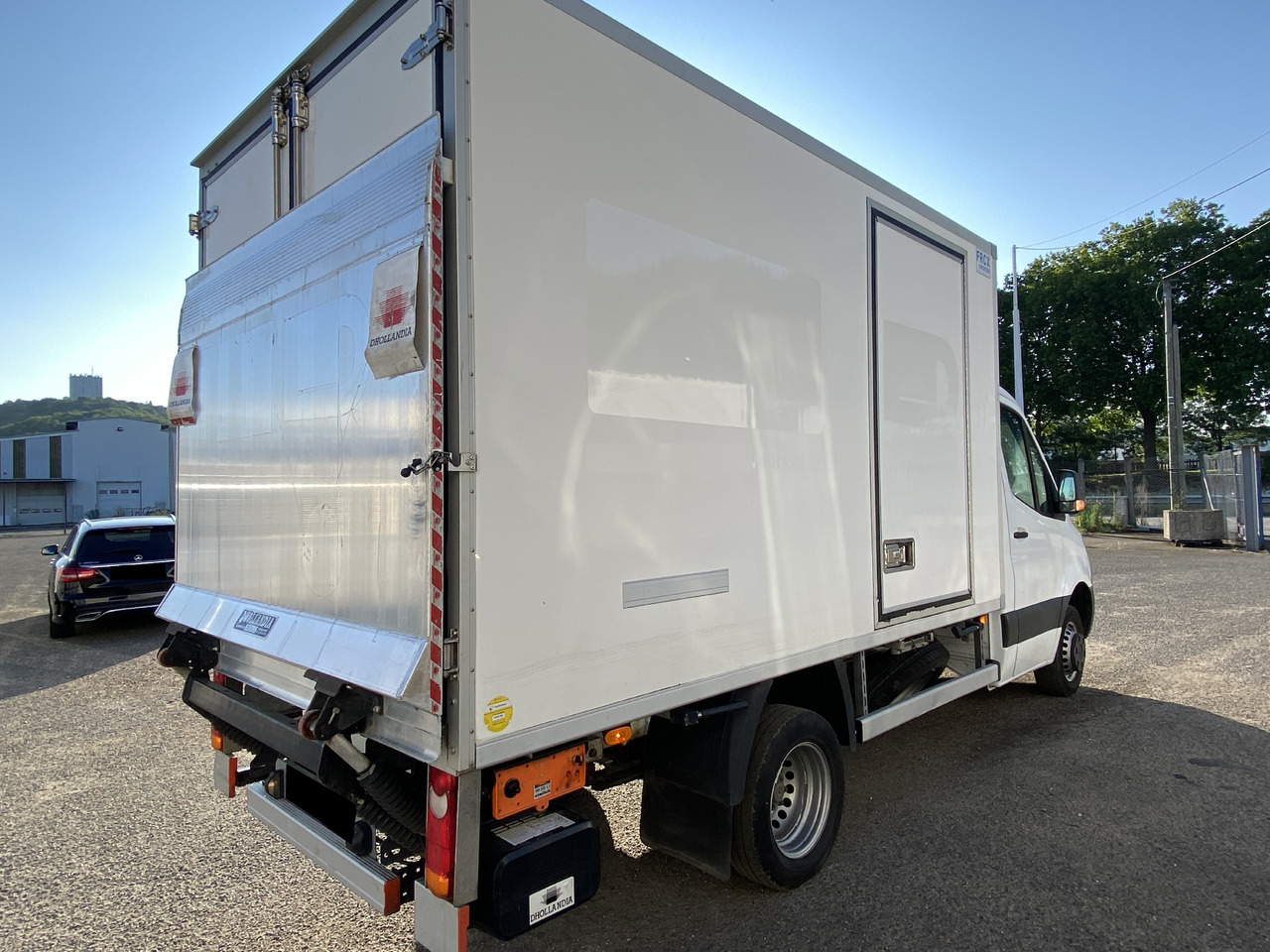 Mercedes Sprinter - الشاحنات الصغيرة المبردة: صور 5 Mercedes Sprinter - الشاحنات الصغيرة المبردة: صور 5