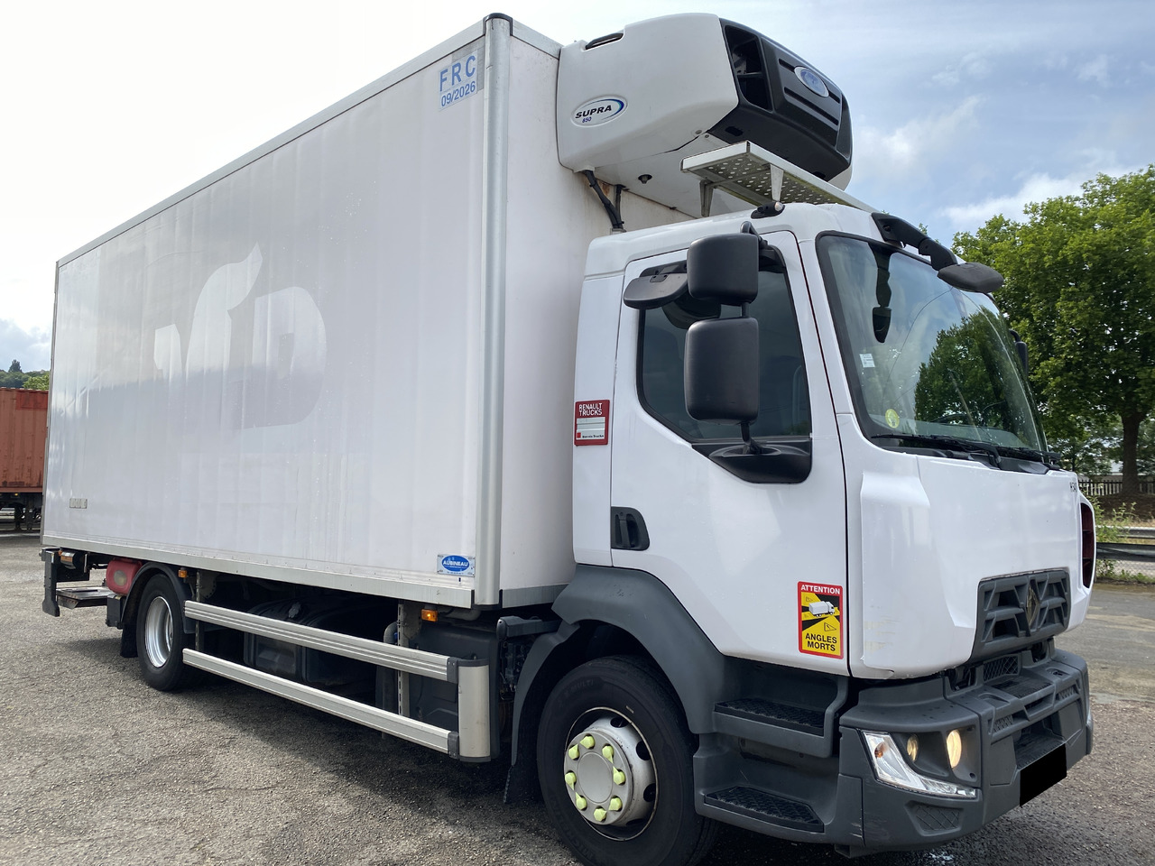 RENAULT D16 - مبردة شاحنة: صور 1 RENAULT D16 - مبردة شاحنة: صور 1