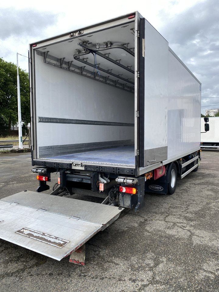 RENAULT D16 - مبردة شاحنة: صور 2 RENAULT D16 - مبردة شاحنة: صور 2