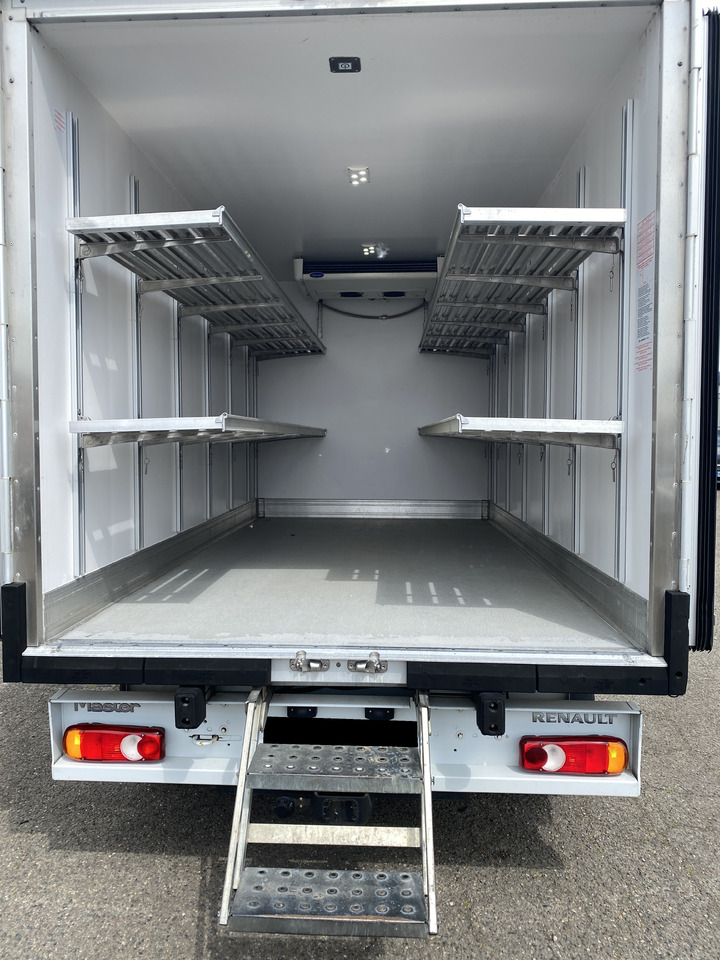 RENAULT master frigorifique - الشاحنات الصغيرة المبردة: صور 3 RENAULT master frigorifique - الشاحنات الصغيرة المبردة: صور 3