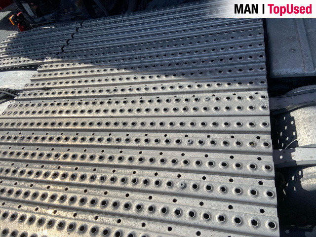 MAN TGX 26.470 6x2/2 BL SA "Retarder / 700 l Tank" - شاحنة جرار: صور 4 MAN TGX 26.470 6x2/2 BL SA "Retarder / 700 l Tank" - شاحنة جرار: صور 4