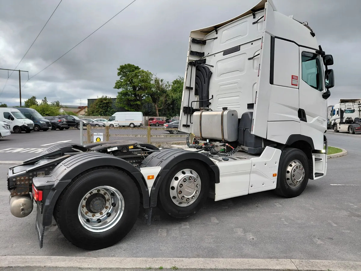 2021 Renault T-High 520 6×2 - شاحنة جرار: صور 5 2021 Renault T-High 520 6×2 - شاحنة جرار: صور 5