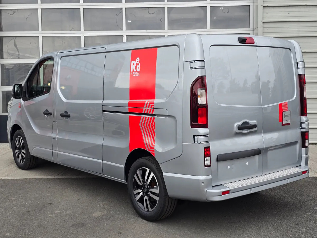 2025 Renault Trafic Exclusive 170BHP Auto - فان: صور 4 2025 Renault Trafic Exclusive 170BHP Auto - فان: صور 4