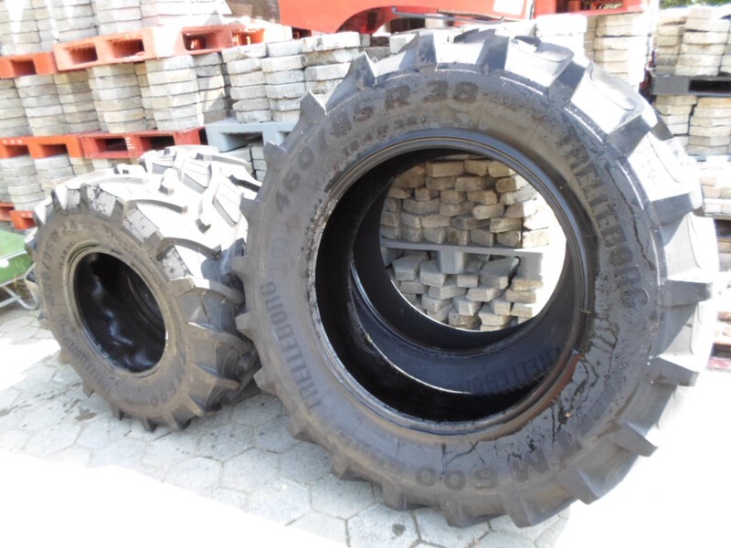 Banden Trelleborg Banden 420/85R24 & 460/85R38 - الإطارات - الآلات والماكينات الزراعية: صور 1 Banden Trelleborg Banden 420/85R24 & 460/85R38 - الإطارات - الآلات والماكينات الزراعية: صور 1