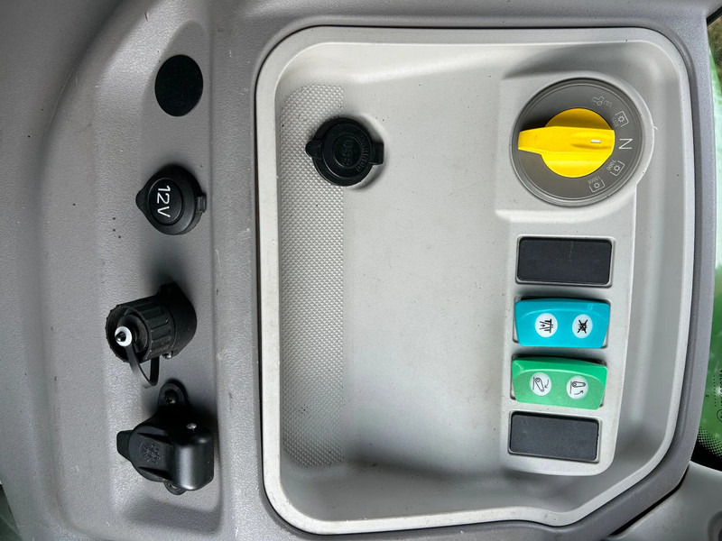 جرار Deutz 6230 TTV Deutz-Fahr 6230 TTV: صور 13 جرار Deutz 6230 TTV Deutz-Fahr 6230 TTV: صور 13