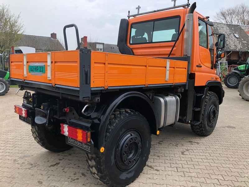 Mercedes-Benz Unimog U400 - شاحنات مسطحة, سيارة بلدية: صور 5 Mercedes-Benz Unimog U400 - شاحنات مسطحة, سيارة بلدية: صور 5