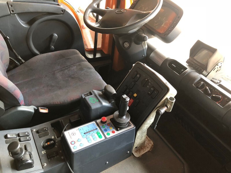 شاحنات مسطحة, سيارة بلدية Mercedes-Benz Unimog U400: صور 8