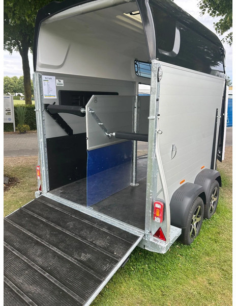 Sirius Voorraad / show modellen Sirius S45 S75 S77 S80 - عربة نقل خيل: صور 2 Sirius Voorraad / show modellen Sirius S45 S75 S77 S80 - عربة نقل خيل: صور 2