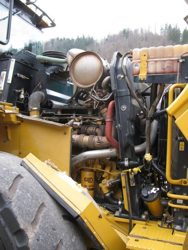 اللودر بعجل CAT 966K Top stanje: صور 13
