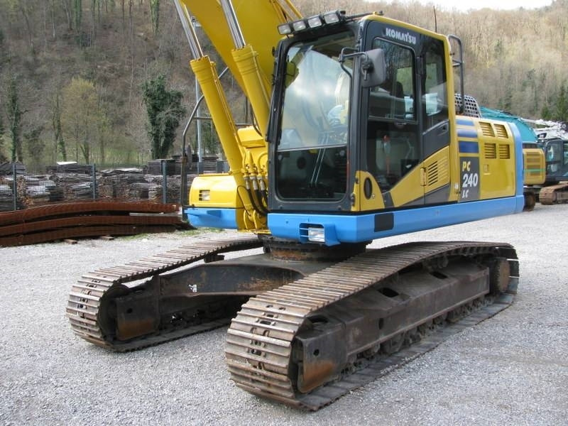 Komatsu PC 240 NLC-10 TOP stroj - حفارات زحافة: صور 2 Komatsu PC 240 NLC-10 TOP stroj - حفارات زحافة: صور 2
