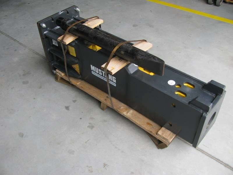 Mustang HM1302 NOVO teža 800kg - مطرقة هيدروليكية - آلات البناء: صور 2 Mustang HM1302 NOVO teža 800kg - مطرقة هيدروليكية - آلات البناء: صور 2