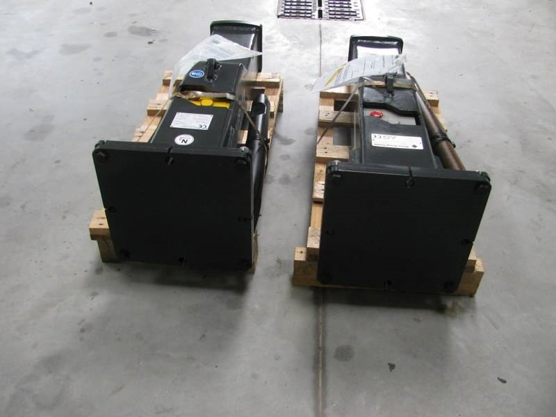 Mustang HM200 teža 205kg NOVO - مطرقة هيدروليكية - آلات البناء: صور 3 Mustang HM200 teža 205kg NOVO - مطرقة هيدروليكية - آلات البناء: صور 3
