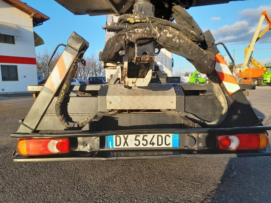 مصاعد الازدهار محمولة على شاحنة Oil & Steel 189: صور 6