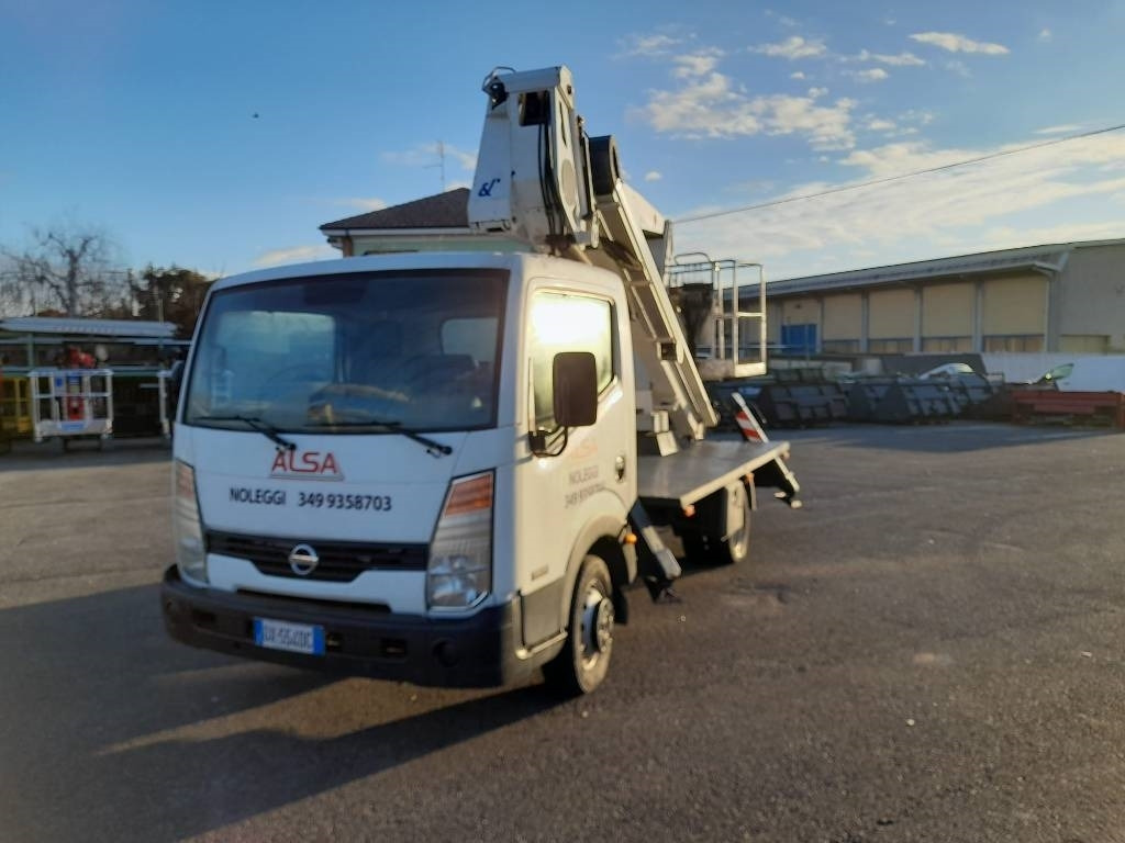 مصاعد الازدهار محمولة على شاحنة Oil & Steel 189: صور 23