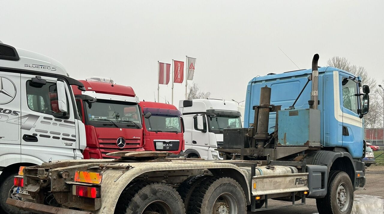 Scania 124C 6x6 steel - شاحنة جرار: صور 4 Scania 124C 6x6 steel - شاحنة جرار: صور 4