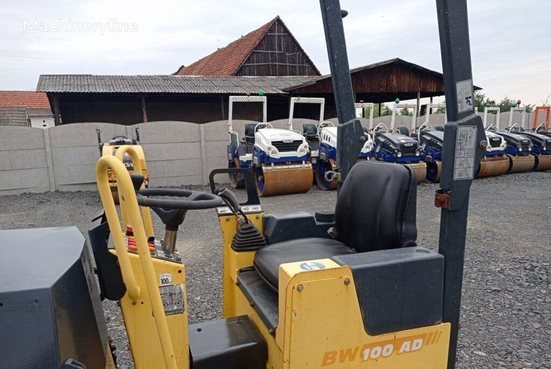 مدحلة Bomag BW 100 ADM-2 - Mini road roller: صور 8