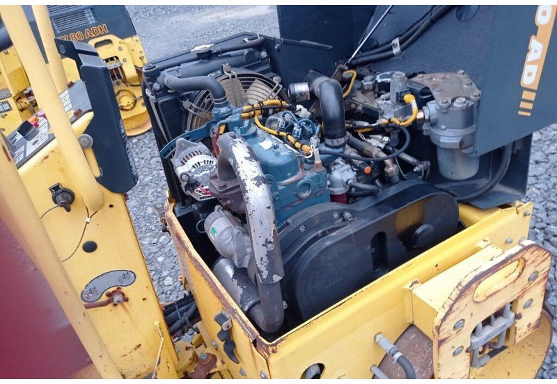مدحلة Bomag BW 100 ADM-2 - Mini road roller: صور 11