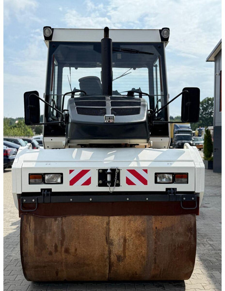 Bomag Walec wibracyjny BOMAG BW 174 AP - AM // Klimatyzacja - مدحلة: صور 4 Bomag Walec wibracyjny BOMAG BW 174 AP - AM // Klimatyzacja - مدحلة: صور 4