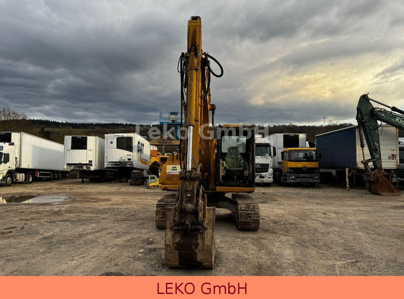 Caterpillar 311C Mit Zwei Löffeln - حفارات زحافة: صور 2 Caterpillar 311C Mit Zwei Löffeln - حفارات زحافة: صور 2