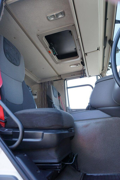 تأجير DAF CF / 400 / ACC / EURO 6 / PRZEWOZU NAPOJÓW / OŚ SKRĘTNA DAF CF / 400 / ACC / EURO 6 / PRZEWOZU NAPOJÓW / OŚ SKRĘTNA: صور 8 تأجير DAF CF / 400 / ACC / EURO 6 / PRZEWOZU NAPOJÓW / OŚ SKRĘTNA DAF CF / 400 / ACC / EURO 6 / PRZEWOZU NAPOJÓW / OŚ SKRĘTNA: صور 8