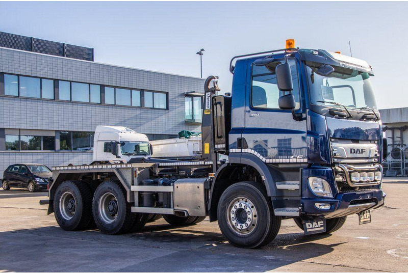 DAF CF 450 - شاحنة ذات الخطاف: صور 3 DAF CF 450 - شاحنة ذات الخطاف: صور 3