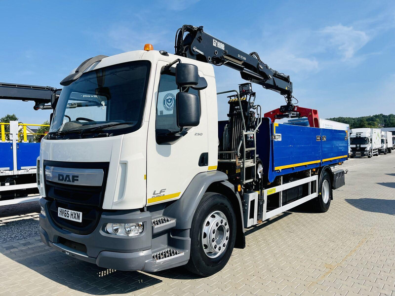 DAF LF CF 250 Right Handed - شاحنات مسطحة, شاحنة كرين: صور 2 DAF LF CF 250 Right Handed - شاحنات مسطحة, شاحنة كرين: صور 2