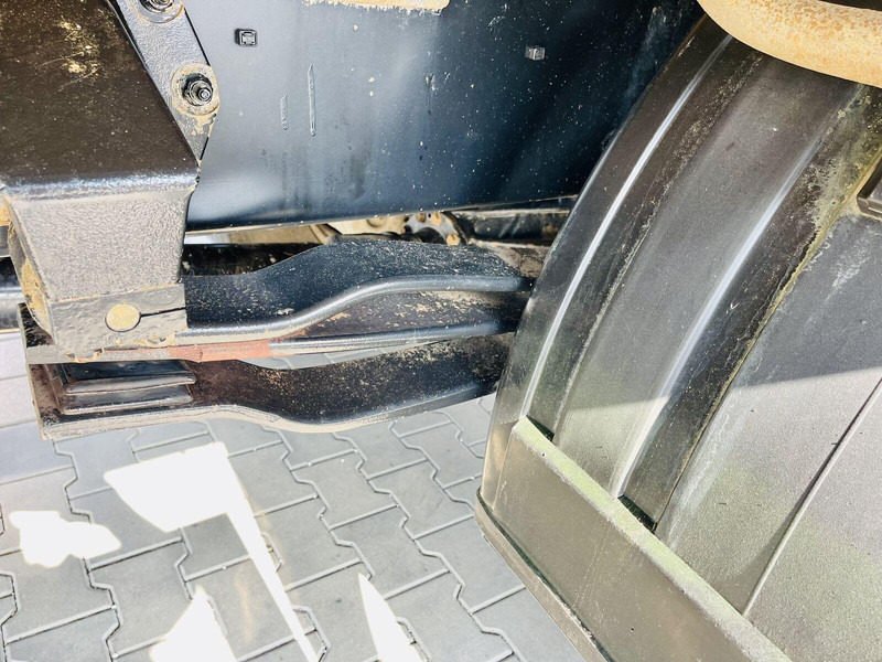 DAF LF CF 250 Right Handed - شاحنات مسطحة, شاحنة كرين: صور 5 DAF LF CF 250 Right Handed - شاحنات مسطحة, شاحنة كرين: صور 5