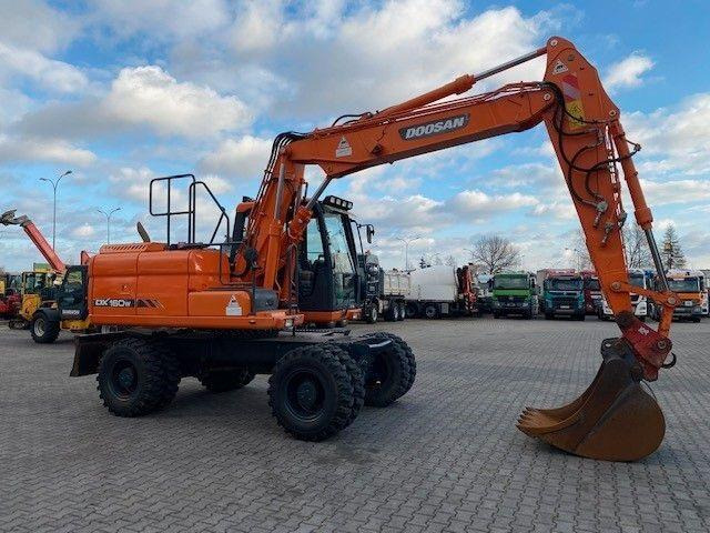 Doosan DX 160 W-3 - حفارة على عجلات: صور 2 Doosan DX 160 W-3 - حفارة على عجلات: صور 2