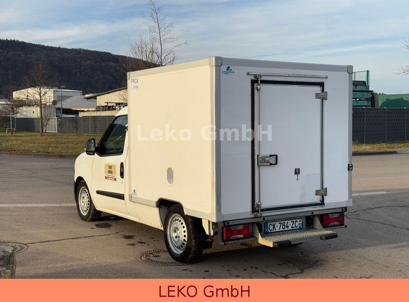 Fiat Doblò 1,3 - الشاحنات الصغيرة المبردة: صور 5 Fiat Doblò 1,3 - الشاحنات الصغيرة المبردة: صور 5