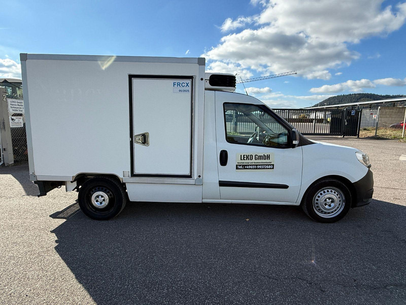 Fiat Doblò 1,6 - الشاحنات الصغيرة المبردة: صور 3 Fiat Doblò 1,6 - الشاحنات الصغيرة المبردة: صور 3