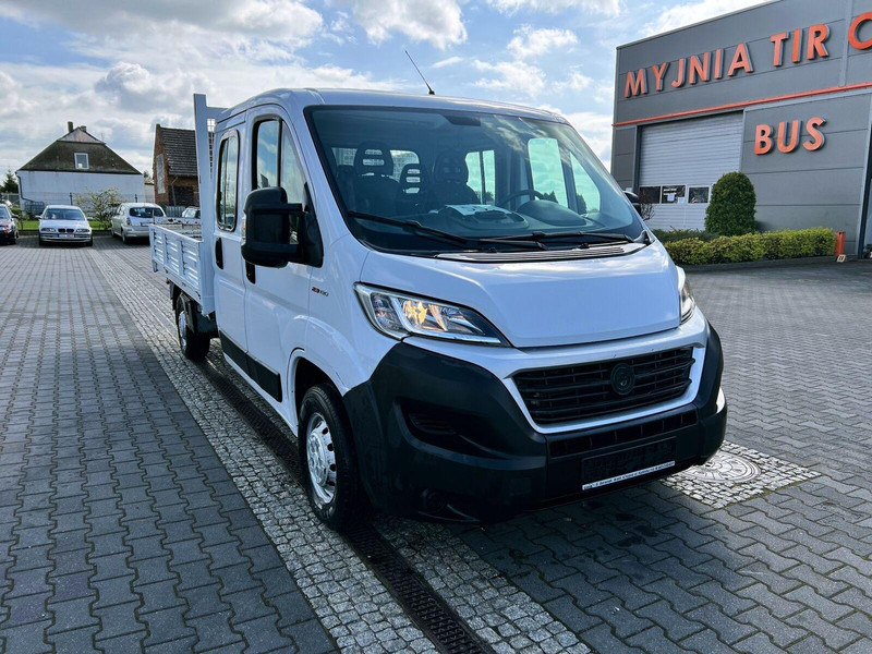 Fiat Ducato Brygadówka Doka 7-miejsc + Skrzynia - الشاحنات الصغيرة المسطحة, الشاحنات الصغيرة كابينة مزدوجة: صور 5 Fiat Ducato Brygadówka Doka 7-miejsc + Skrzynia - الشاحنات الصغيرة المسطحة, الشاحنات الصغيرة كابينة مزدوجة: صور 5