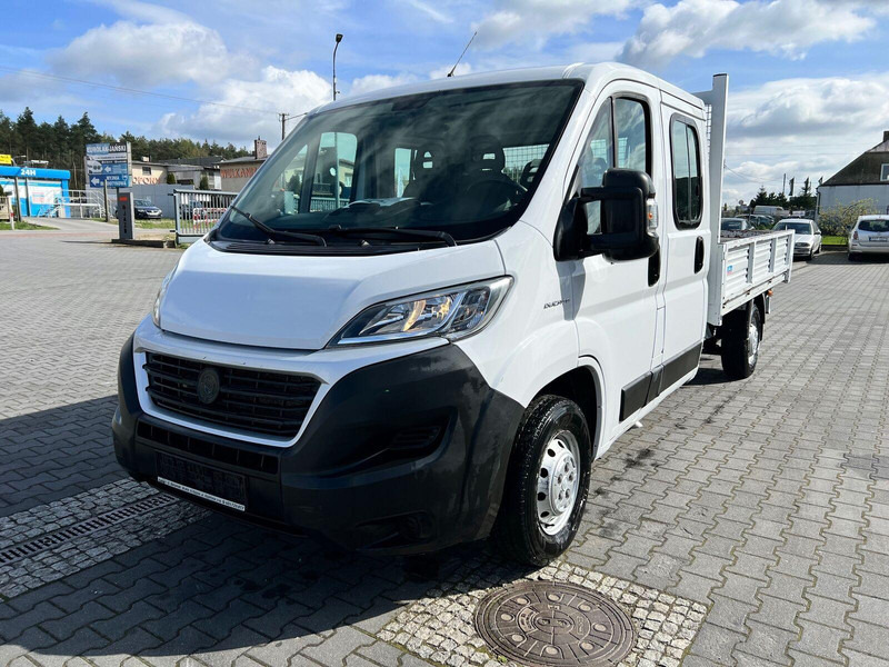Fiat Ducato Brygadówka Doka 7-miejsc + Skrzynia - الشاحنات الصغيرة المسطحة, الشاحنات الصغيرة كابينة مزدوجة: صور 1 Fiat Ducato Brygadówka Doka 7-miejsc + Skrzynia - الشاحنات الصغيرة المسطحة, الشاحنات الصغيرة كابينة مزدوجة: صور 1