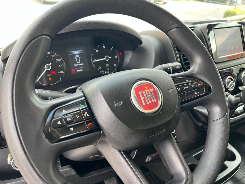 تأجير Fiat Ducato REFRIGERATOR CONTAINER BED WEBASTO Fiat Ducato REFRIGERATOR CONTAINER BED WEBASTO: صور 20 تأجير Fiat Ducato REFRIGERATOR CONTAINER BED WEBASTO Fiat Ducato REFRIGERATOR CONTAINER BED WEBASTO: صور 20