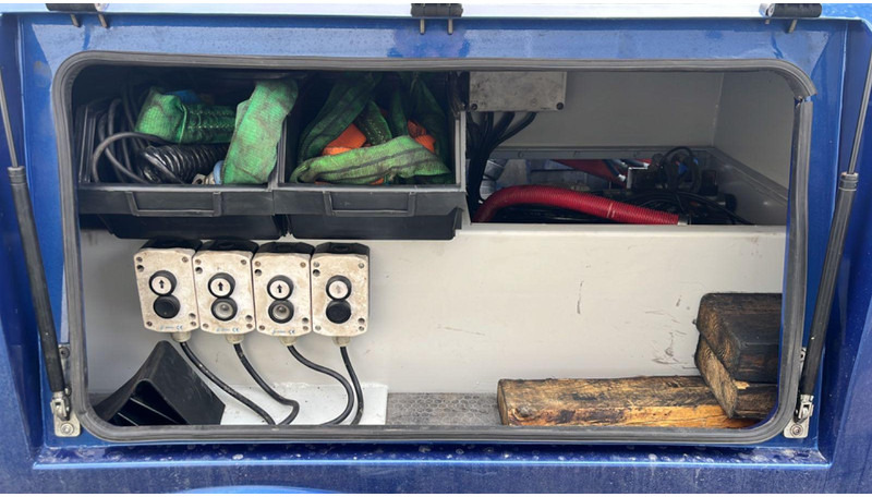 Ford 4x4 RANGER B licens - سيارة: صور 5 Ford 4x4 RANGER B licens - سيارة: صور 5