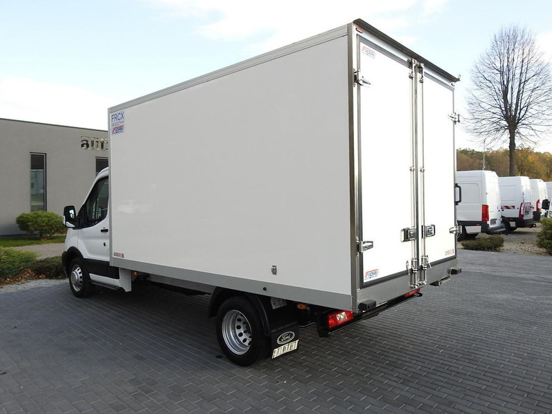 الشاحنات الصغيرة المبردة Ford TRANSIT CHŁODNIA KONTENER -10*C ZASILANIE 230V TEMPOMAT KLIMATYZ: صور 10 الشاحنات الصغيرة المبردة Ford TRANSIT CHŁODNIA KONTENER -10*C ZASILANIE 230V TEMPOMAT KLIMATYZ: صور 10