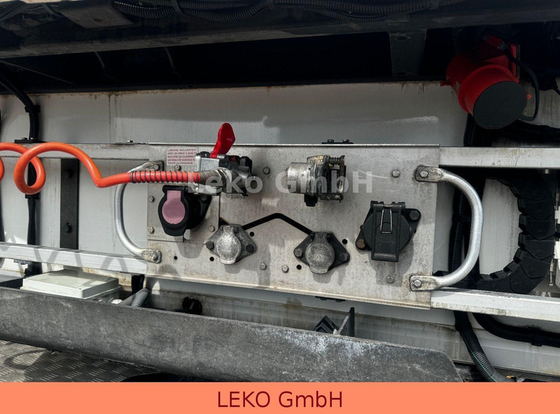 مبردة نصف مقطورة Fruehauf FST 4 FC: صور 9 مبردة نصف مقطورة Fruehauf FST 4 FC: صور 9