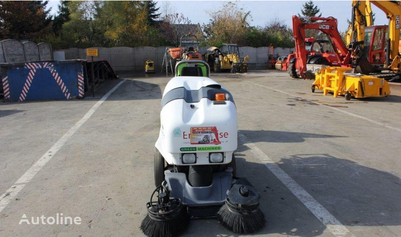 Green Machines 414 Street sweeping machine - سياره كنس شوارع: صور 3 Green Machines 414 Street sweeping machine - سياره كنس شوارع: صور 3