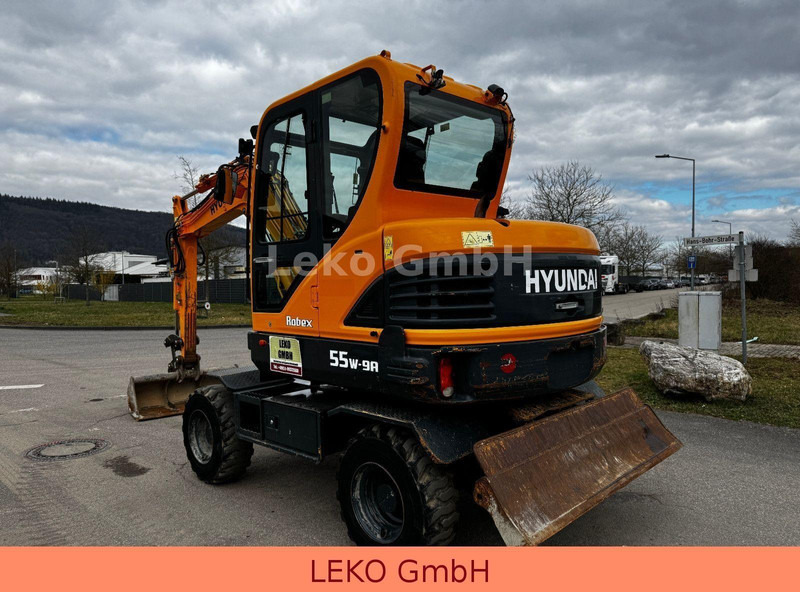 Hyundai Robex 55W-9A Mit Drei Löffeln - حفارة على عجلات: صور 5 Hyundai Robex 55W-9A Mit Drei Löffeln - حفارة على عجلات: صور 5