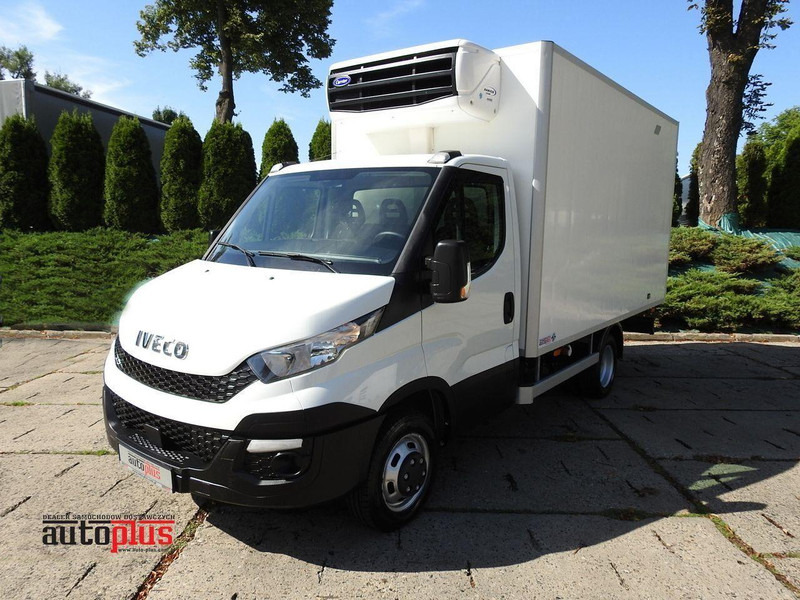 Iveco DAILY 35C15 KONTENER CHŁODNIA -12*C ZASILANIE 230V BLIŹNIACZE KO - الشاحنات الصغيرة المبردة: صور 1 Iveco DAILY 35C15 KONTENER CHŁODNIA -12*C ZASILANIE 230V BLIŹNIACZE KO - الشاحنات الصغيرة المبردة: صور 1